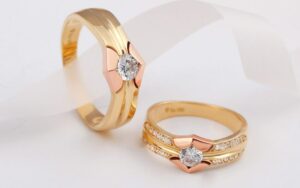 Su-khac-biet-giua-vang-12k-va-14k-la-gi-kinh-nghiem-chon-mua-trang-suc-ben-dep